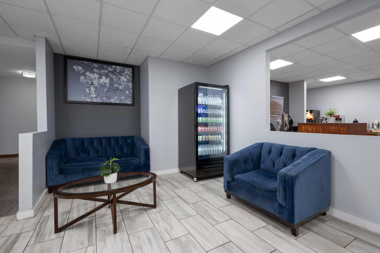 Public Area 3, Super 8 by Wyndham Macon West, Bibb