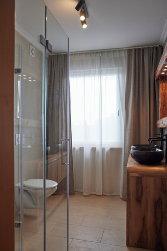 Bathroom 3, I AM HOTEL Graz-Seiersberg, Graz Umgebung