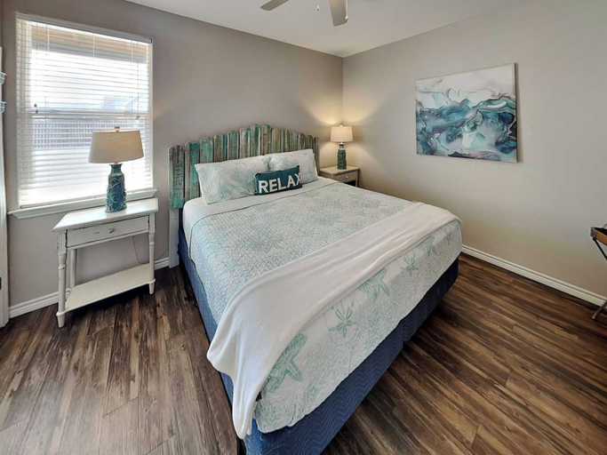 Bedroom 3, Trestles by Silver Sands Vacation Rentals, Nueces