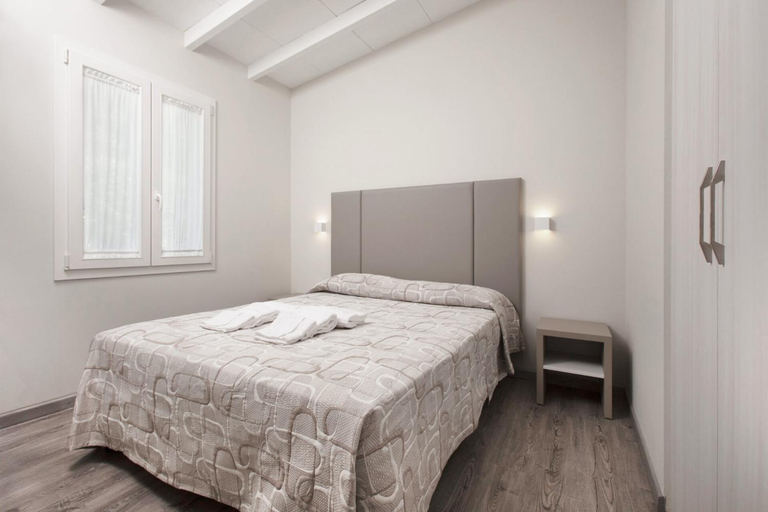 Bedroom, Park Gallanti, Ferrara