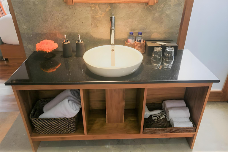 Bathroom 4, Vesloni Deluxe Villa with Private Pool  #P28 , Gianyar