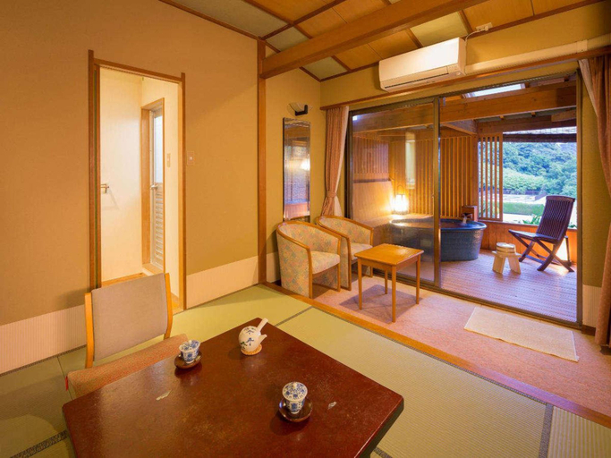 Bedroom 4, Dogashima Onsen Hotel, Nishiizu