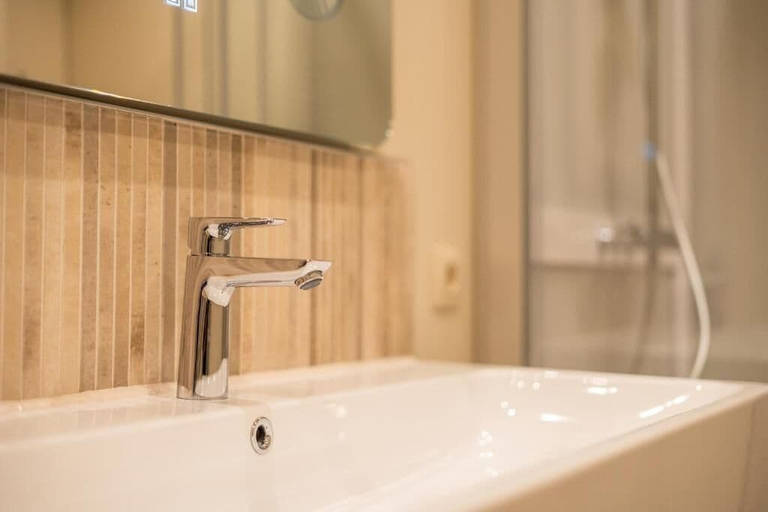 Bathroom 3, Ridderspoor Holiday Apartments, West-Vlaanderen
