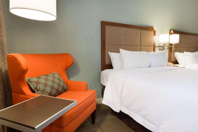Bedroom 4, Spark by Hilton Bakersfield Central, Kern