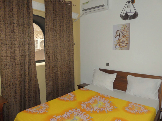 Room 3, Hôtel INA, Saint-Louis