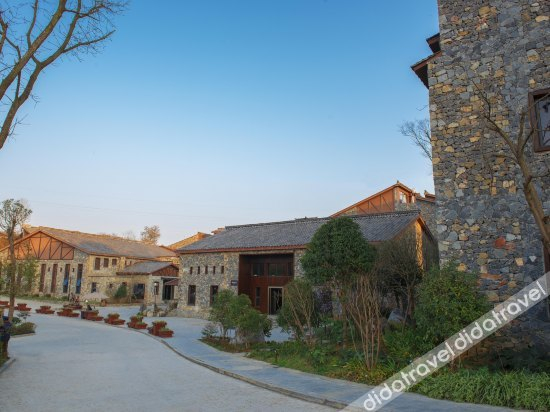 Others 3, Dibei Wellness Hotel, Qianxinan Buyei and Miao