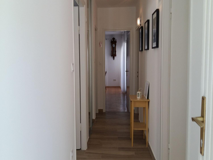 Public Area 3, Apartments Mateo, Primošten