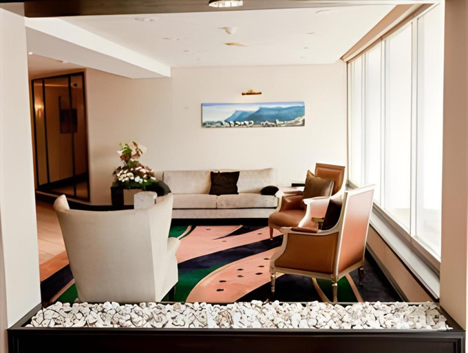 Others 5, The Pearl of Oudtshoorn, Eden