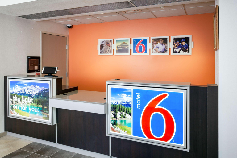 Public Area 2, Motel 6 Anchorage, AK - Midtown, Anchorage