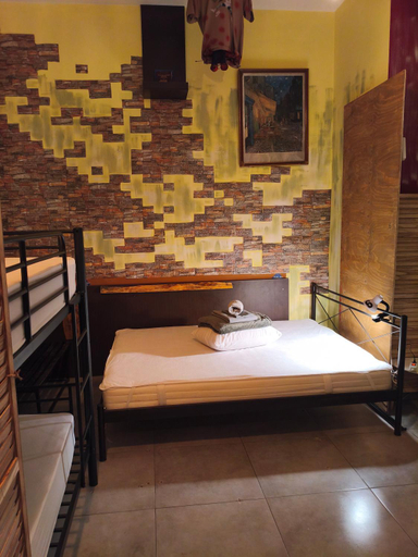 Bedroom 4, 1920's Rooms & Beds, Peloponnese