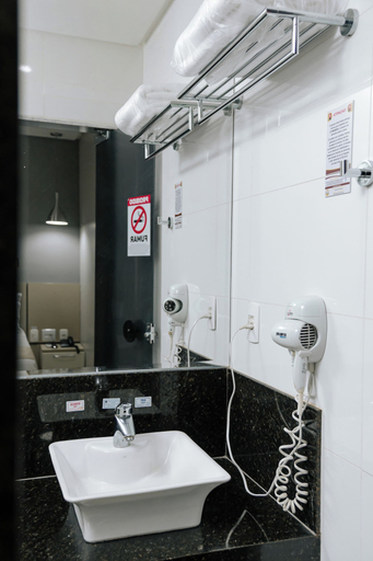Bathroom 4, Grande Hotel Ipatinga, Ipatinga