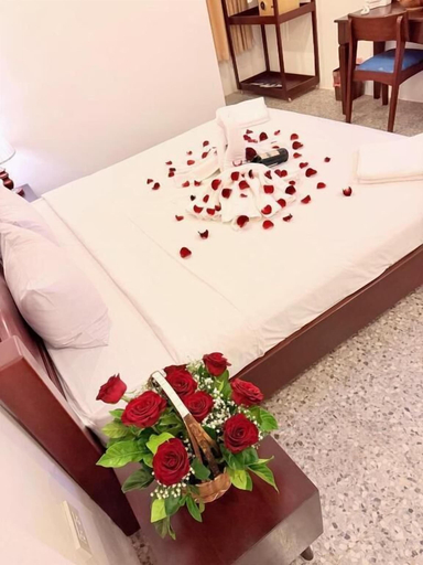 Room 2, Vang Vieng Ruby Villa Hotel, Vangvieng