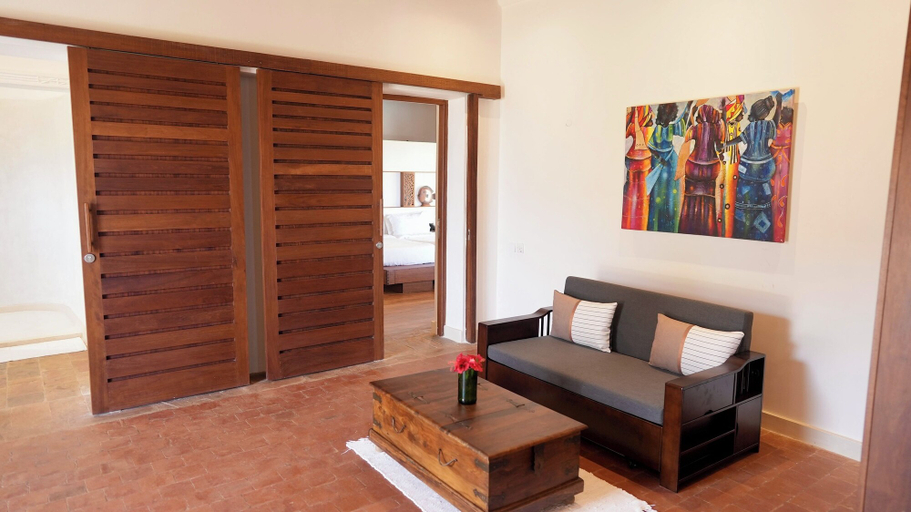 Room 3, Zahari Oceanfront, Msambweni