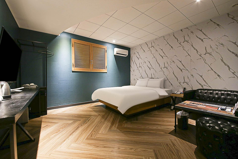 Bedroom 2, Osan Rainbow, Osan