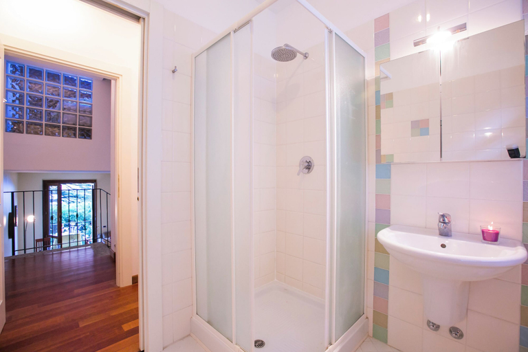 Bathroom 3, Regina Villetta, Como