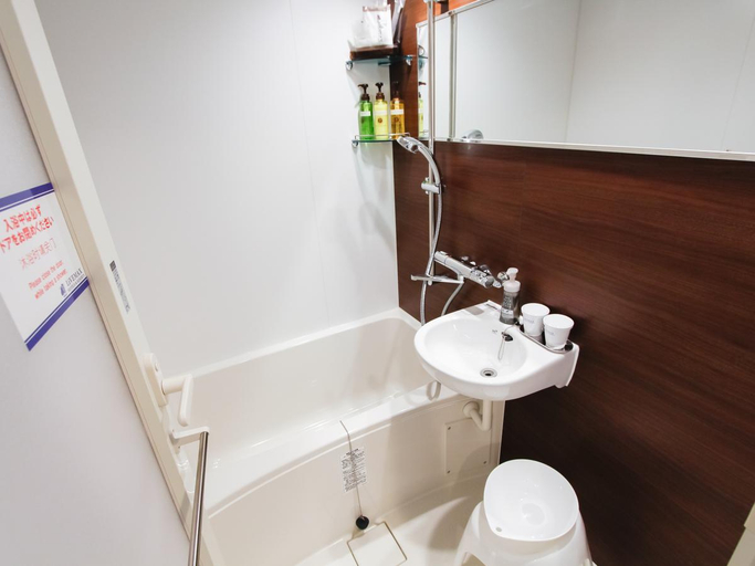 Bathroom 5, HOTEL LiVEMAX SHINSAIBASHI EAST, Osaka