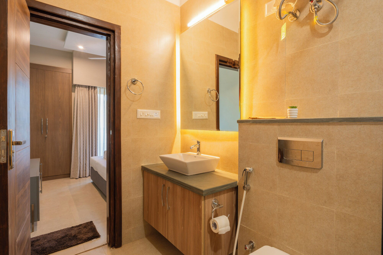 Bathroom 2, Alaya Stays 3BHK Veera Marina Penthouse, North Goa