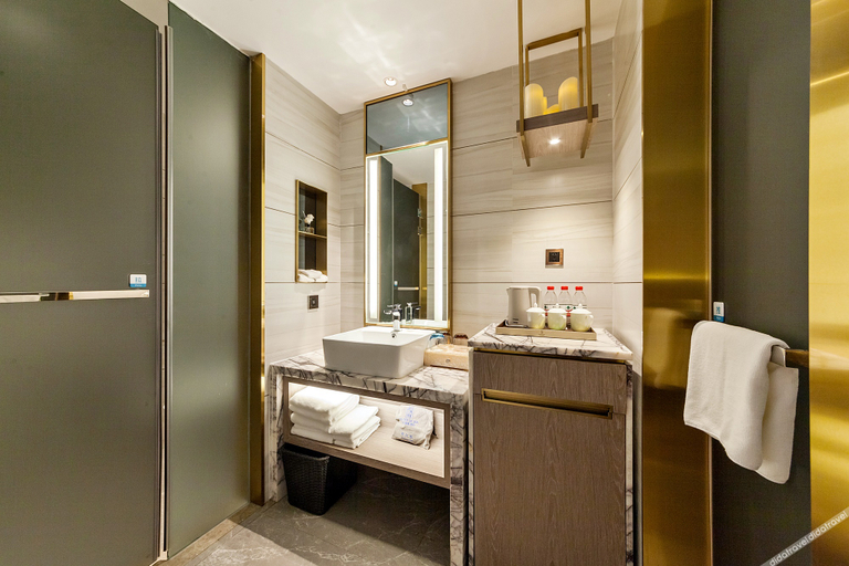 Bathroom 3, ホテル(), Xiamen