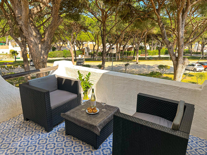 Food & Drinks 5, BnB Homes Falésia Beach Apartment with 2 Pools, Albufeira