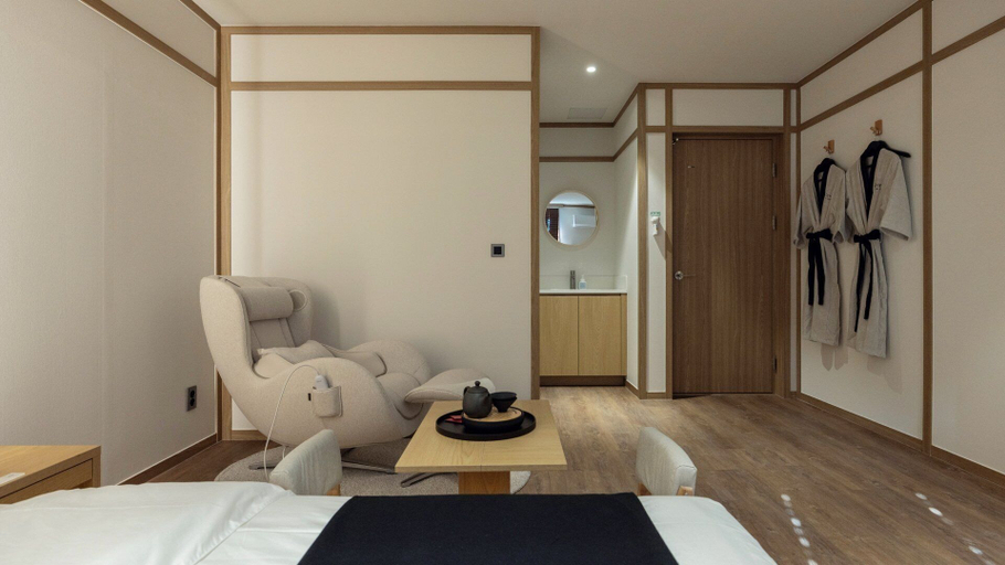 Room 5, Anook Ryokan Hotel Daejeon Yongjeon, Dong
