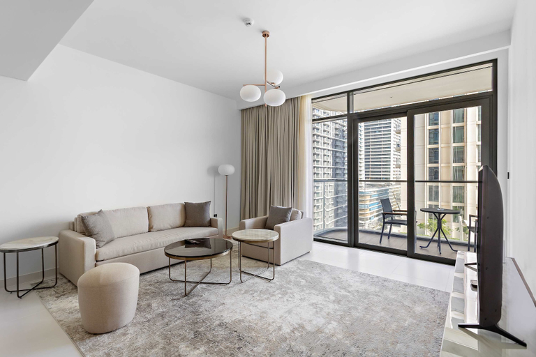 Room 3, Silkhaus Harbor View Marina Vista Private Beach, Dubai
