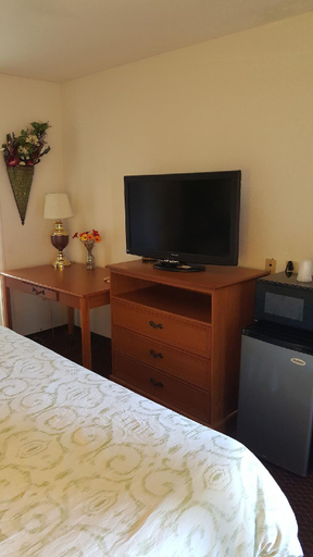 Bedroom 4, Budget Inn and Suites El Centro, Imperial