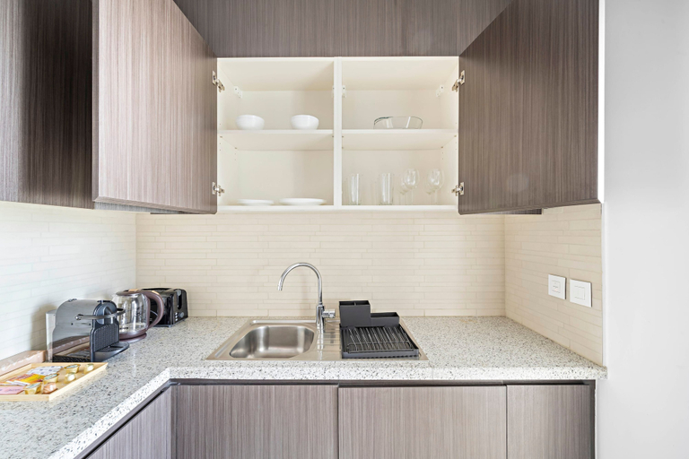 Room 5, Silkhaus High Floor w View Downtown Views, Dubai