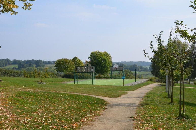 Others 4, Les Lodges de Sainte Suzanne, Mayenne
