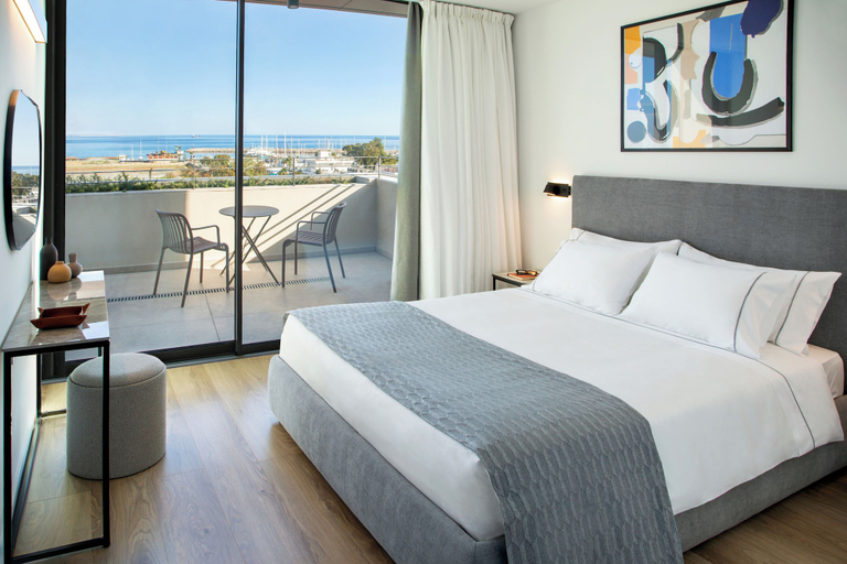 Room 3, L RESIDENCES & Suites, Larnaca