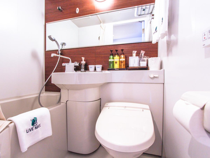 Bathroom 5, HOTEL LiVEMAX KOBE SANNOMIYA, Kobe