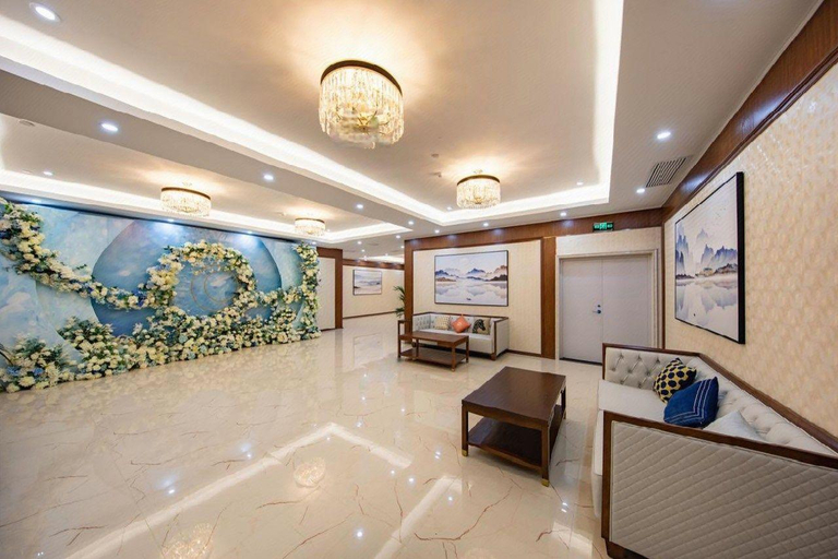 Food & Drinks 4, E-Cheng Hotel Xiaogan Hanchuan Renming Road, Xiaogan