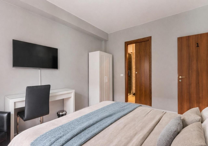 Bedroom 2, Tolli Superior Guest House, Rome