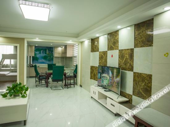 Others 2, New Joy Hotel, Xianning