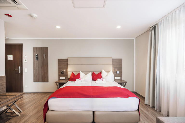 Bedroom 2, hotel bomonti Nürnberg West, Fürth