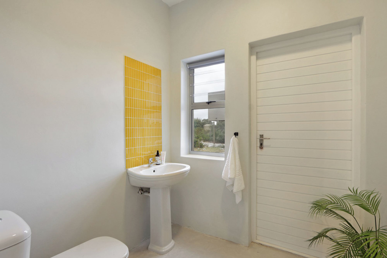 Bathroom 4, Blueview on Silversand, Overberg