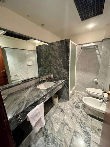 Bathroom 5, Park Hotel Villa Potenziani, Rieti