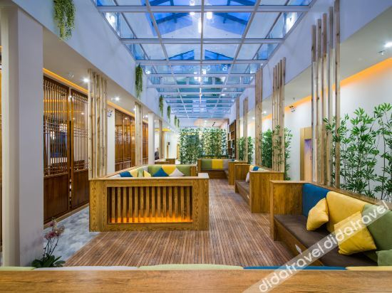 Others 2, Huamanshi Hotel, Qiannan Buyei and Miao