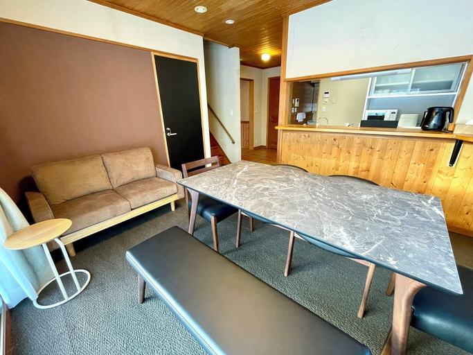 Living area 2, Three Peaks House, Hakuba