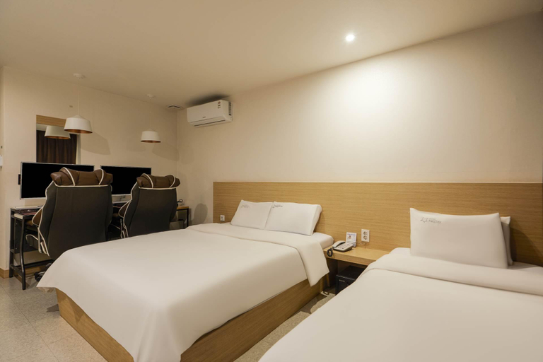 Bedroom 3, Shiheung Restay, Siheung