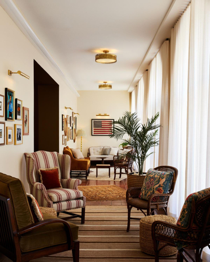 Public Area 3, Pasadena Hotel Pool, Los Angeles
