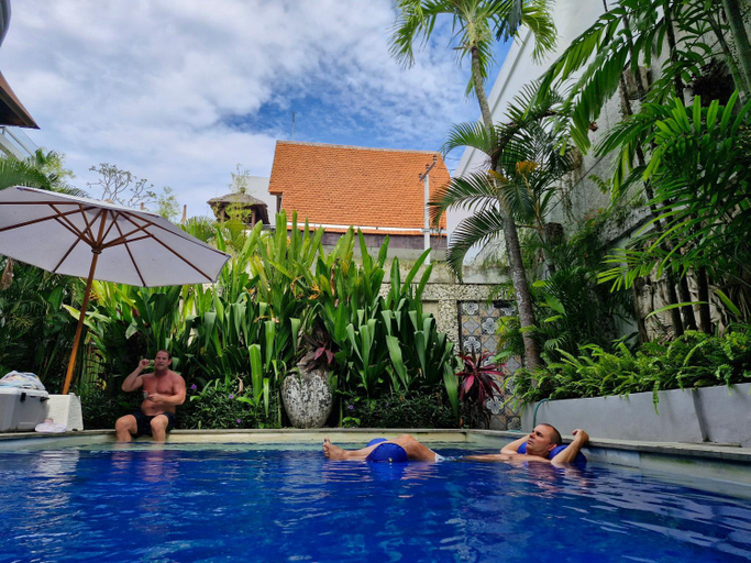 Sport & Beauty 3, Langikula Villa Central Seminyak Sleeps 10, Badung
