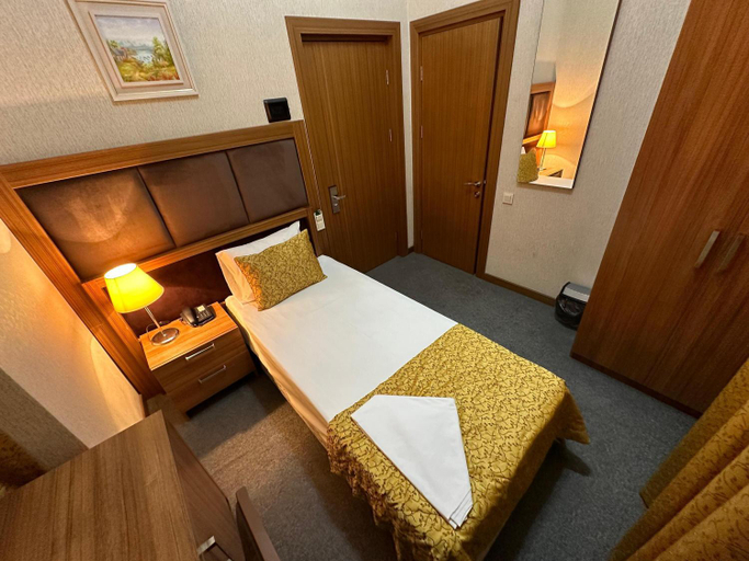 Bedroom 2, Turkiye Hotel - Free Massage - Free Swimming Pool, Baku