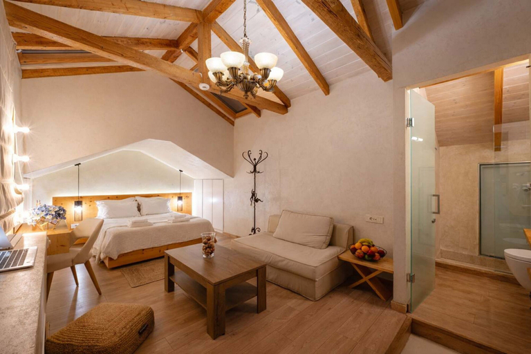 Room 2, Panellinion Beachfront Suite With Private Jacuzzi, Peloponnese
