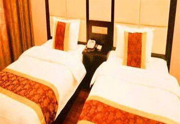 Guestroom 4, Kun Cheng Hotel, Kunming