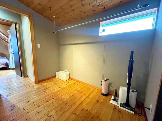 Room 3, Three Peaks House, Hakuba