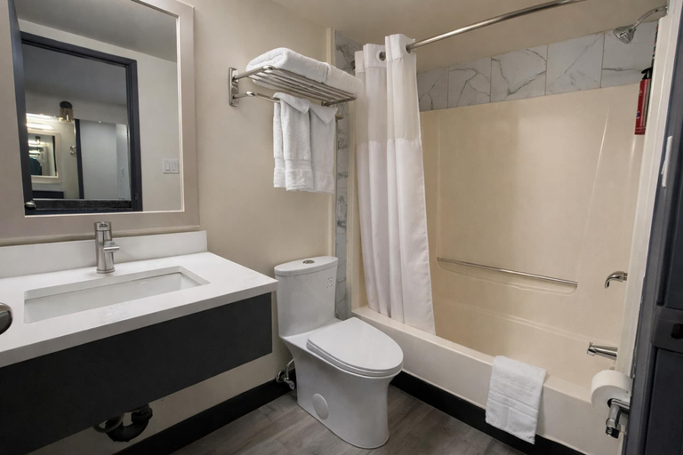 Bathroom 3, SureStay by Best Western Whitecourt, Division No. 13