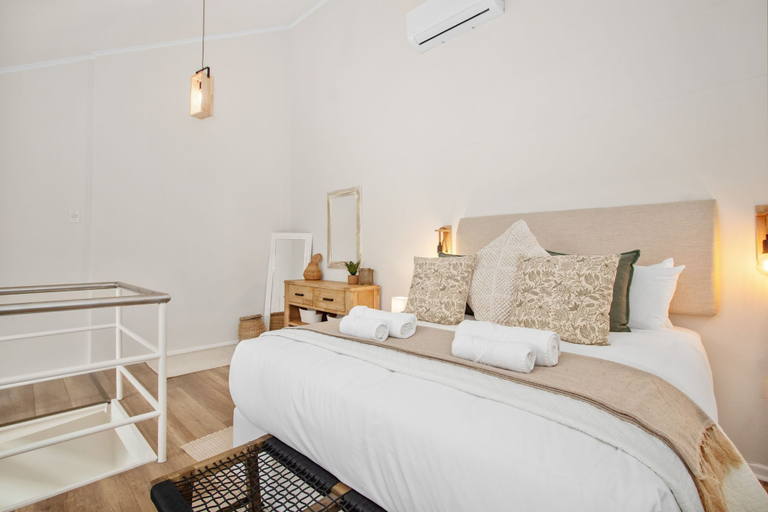 Interior 2, 104 Hideaway Loft Studio, City of Cape Town
