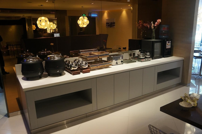 Food & Drinks, ジンジャン イン セレクトホテル(), Haikou