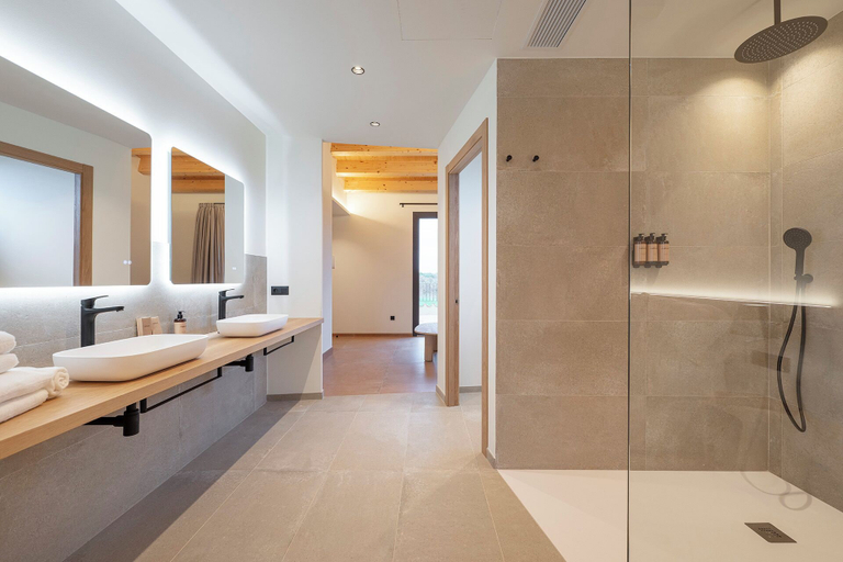 Bathroom 5, Hotel Mas Vidal, Girona