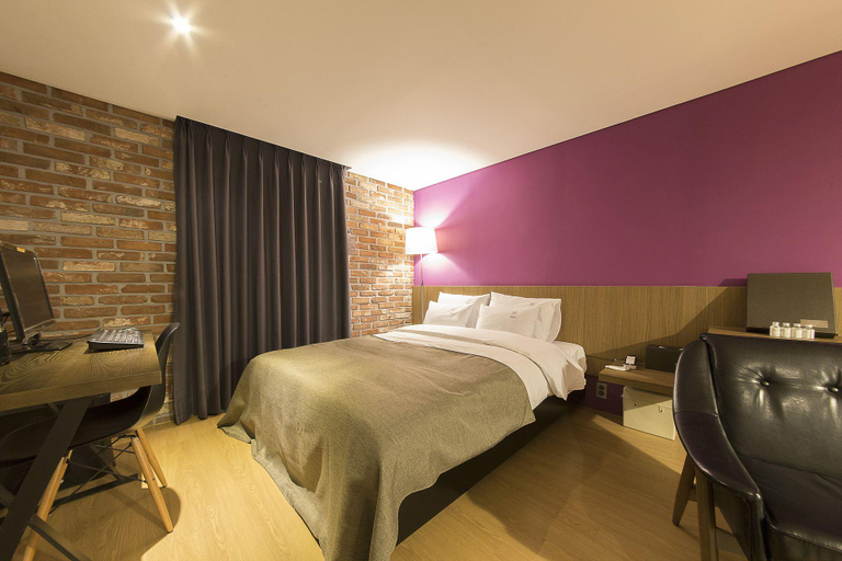 Bedroom 4, Songtan W Hotel, Pyeongtaek